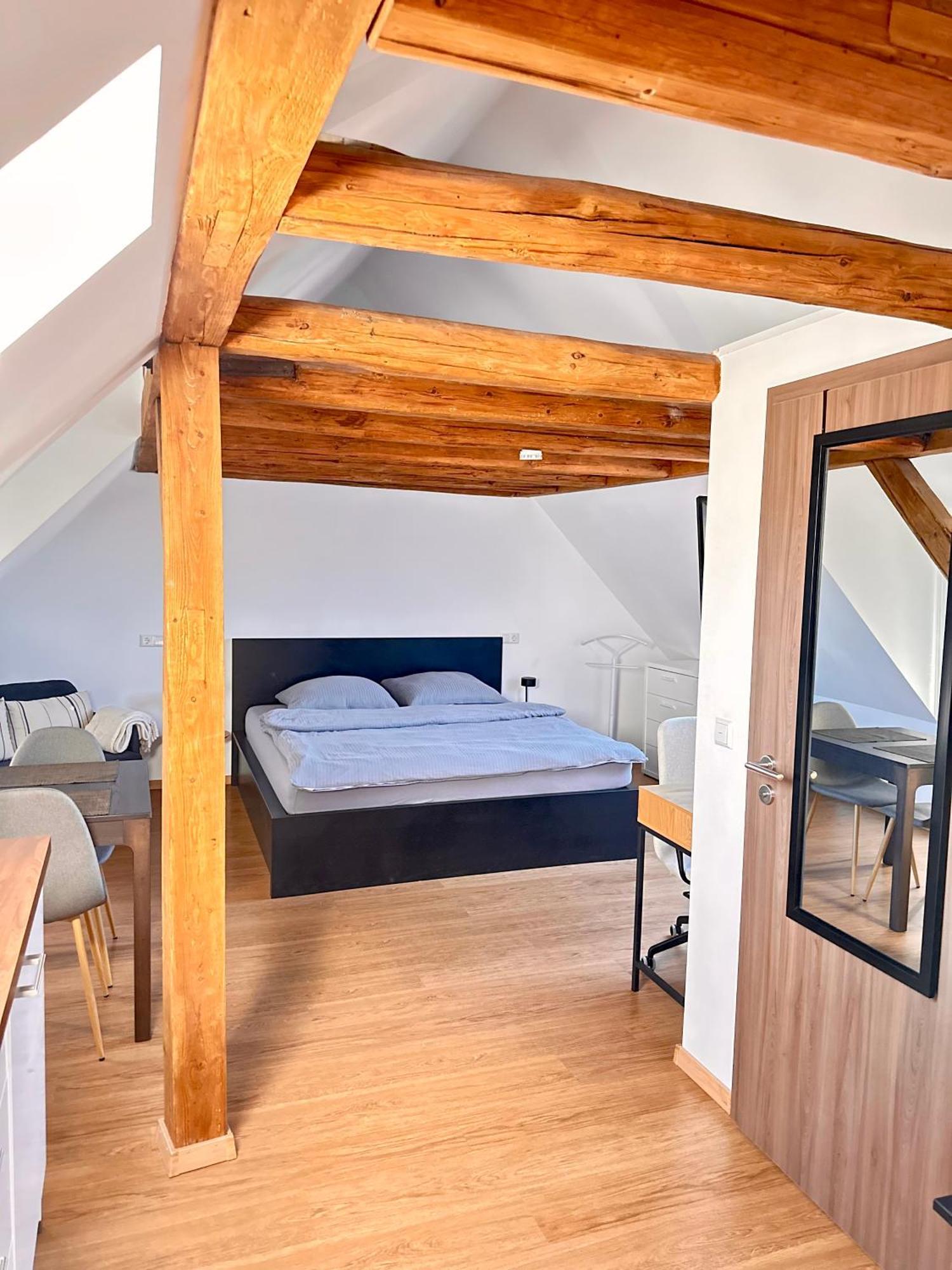 1 Zimmer Wohnung Dg Mit Klimaanlage Und Kleinen Balkon Oedheim 외부 사진