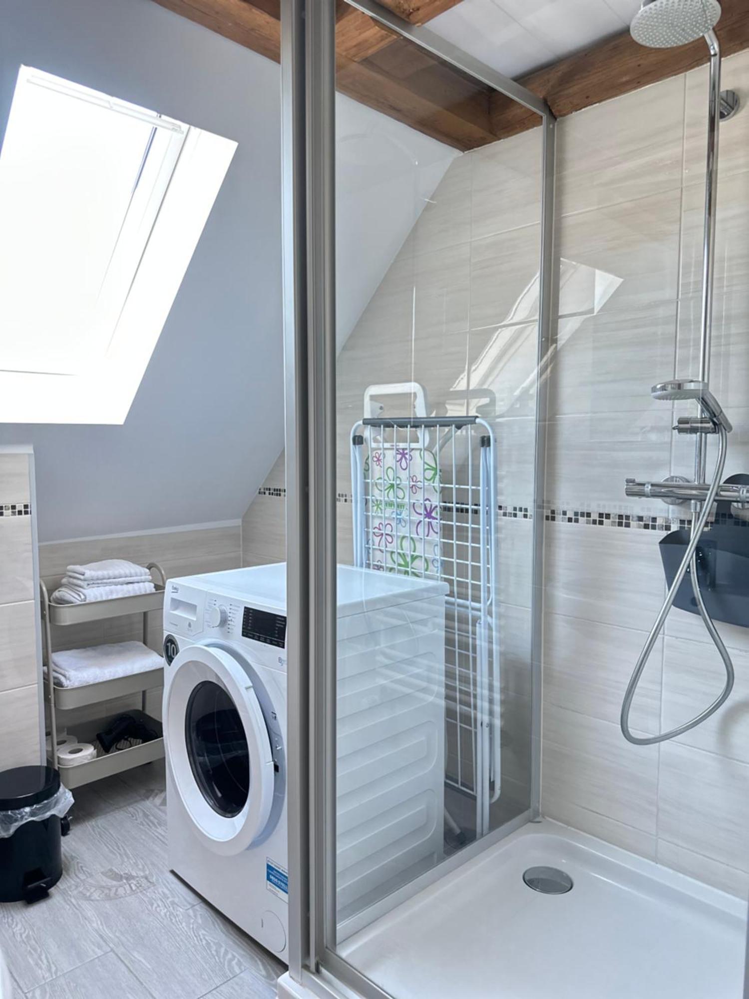 1 Zimmer Wohnung Dg Mit Klimaanlage Und Kleinen Balkon Oedheim 외부 사진